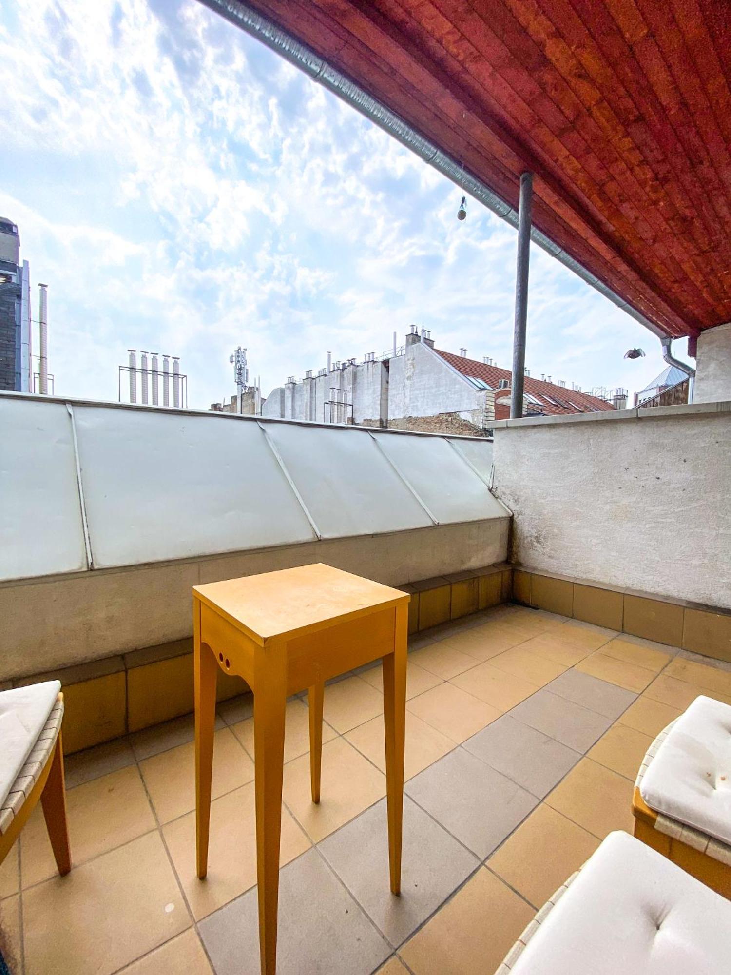 Spacious 2 Story Loft W Balcony Near Opera, Andrassy Budapest Exterior foto
